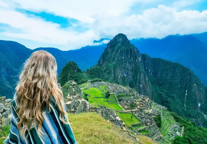 How-much-should-a-Machu-Picchu-guide-cost