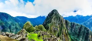 is worth getting a guide at machu picchu