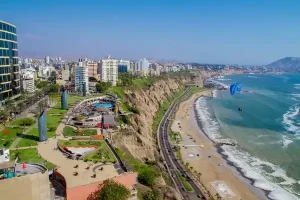 aerial view of the citty and the best things to do in Lima