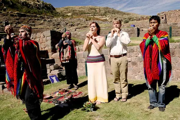turistas in andean traditions