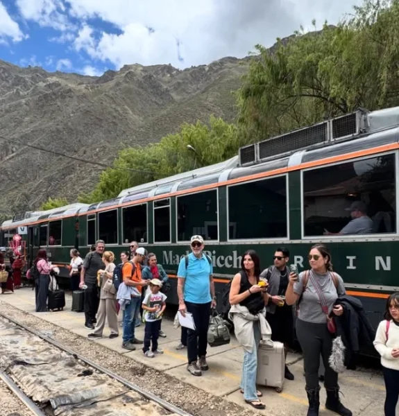 group tour to Machu Picchu